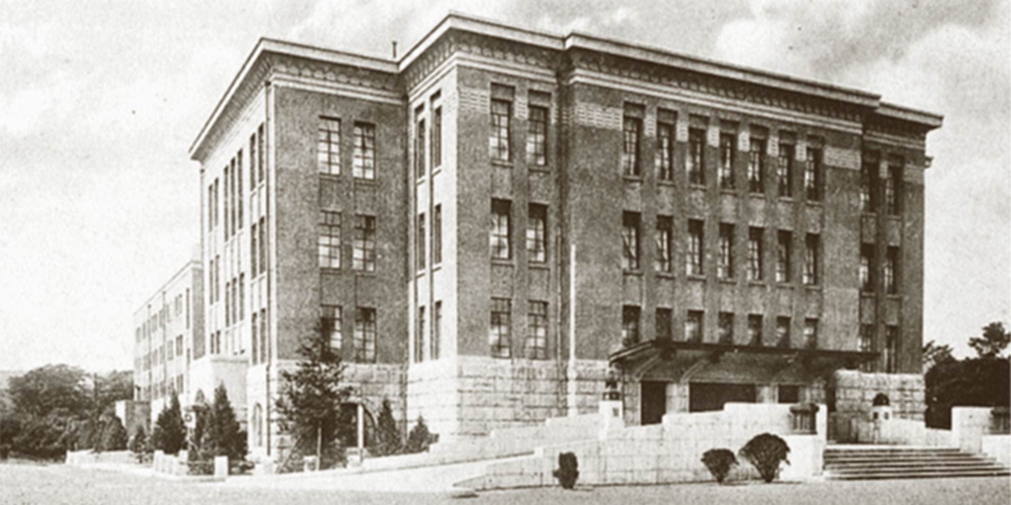 イメージ:初代の日本青年館